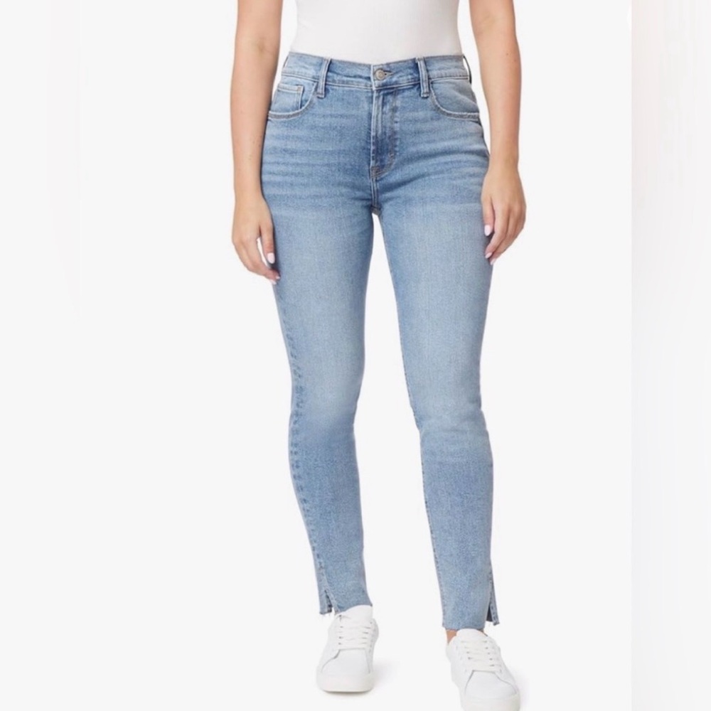 Kensie Jeans Vintage Luxe Skinny High Rise, Light Washed Blue, Size 10/30